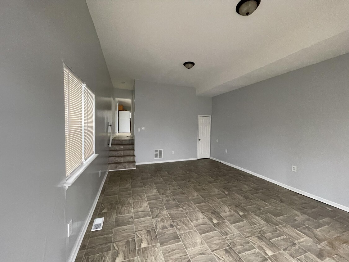 1 Railroad Ave, Brooklawn, NJ 08030 House Rental in Brooklawn, NJ