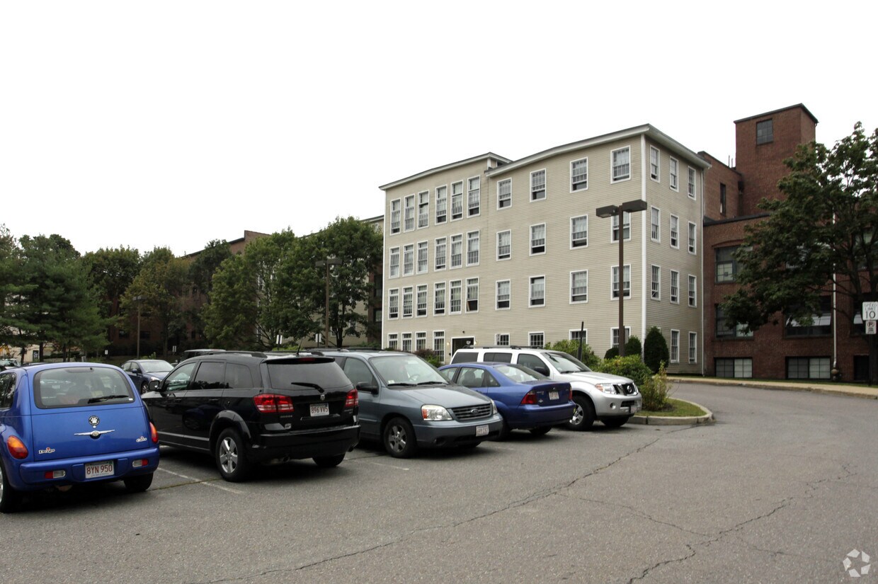 Whitney Carriage Apartments - Leominster, MA | Apartments.com