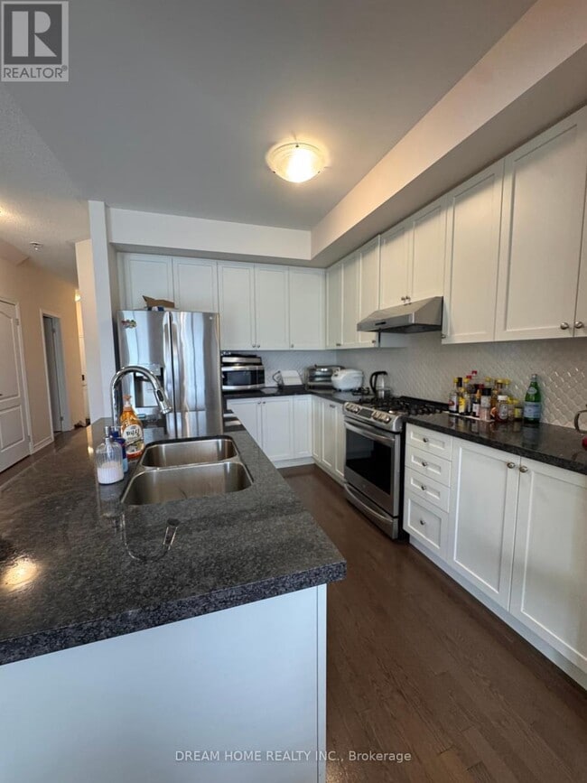 Building Photo - 3048 Cascade Common