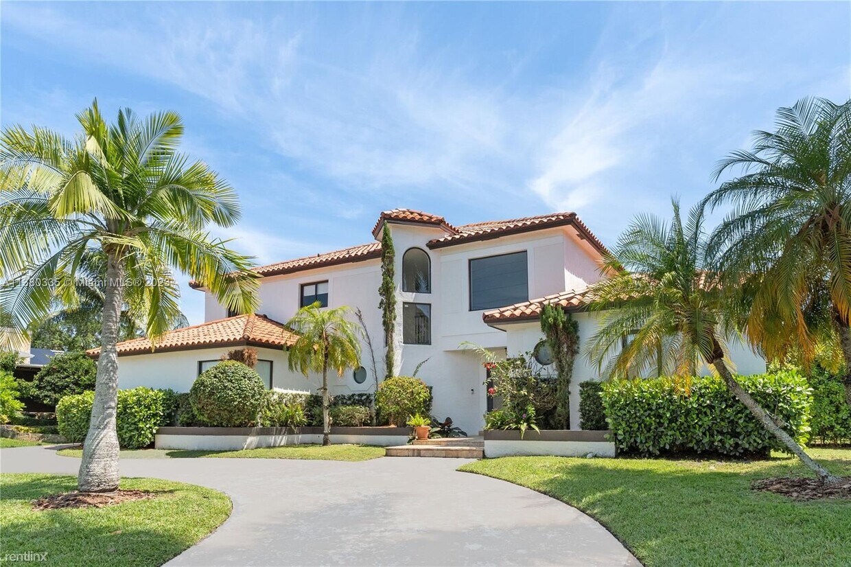 5 br, 3.5 bath House 17815 SW 83rd Ct House for Rent in Palmetto