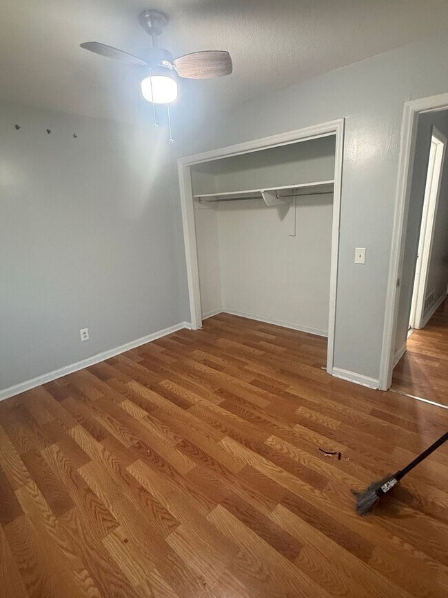 Building Photo - Crimson Apple Valley