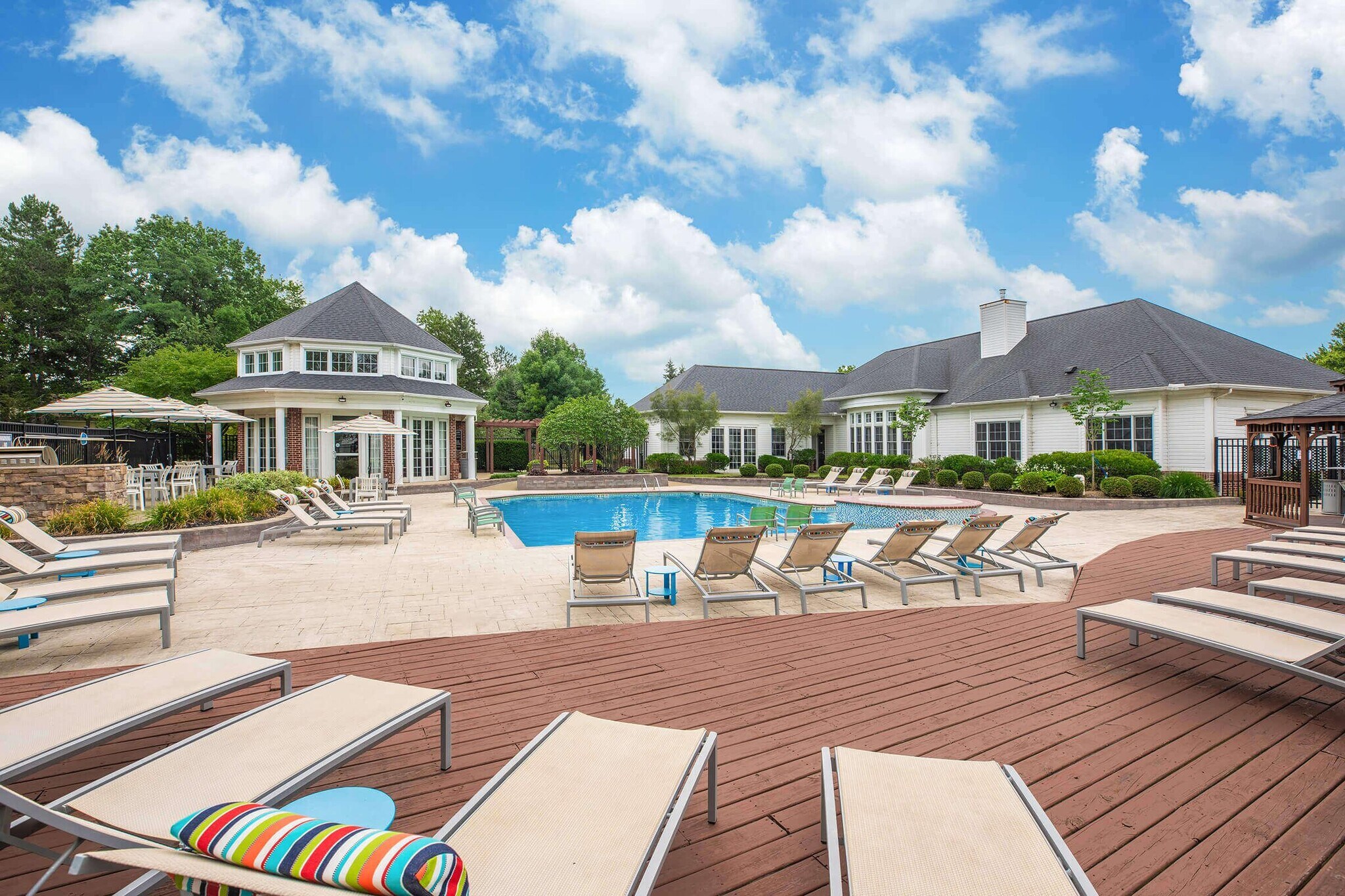 The Village at Avon Apartments – photo 4