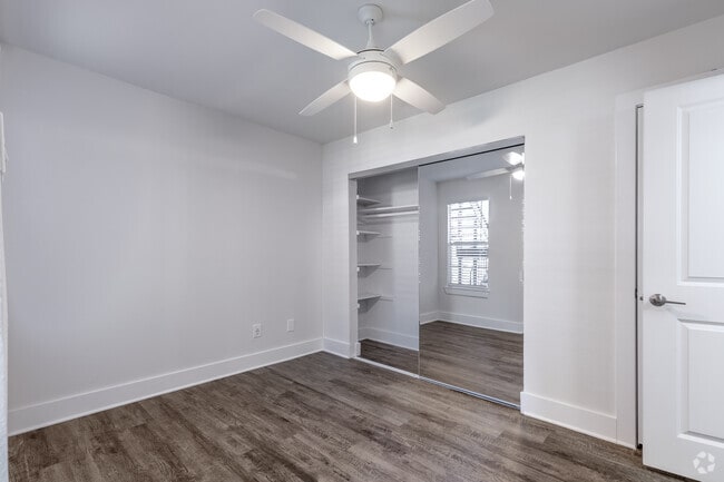 1BR, 1BA - 468SF - Bedroom - z - Historical - Tides on Westcreek