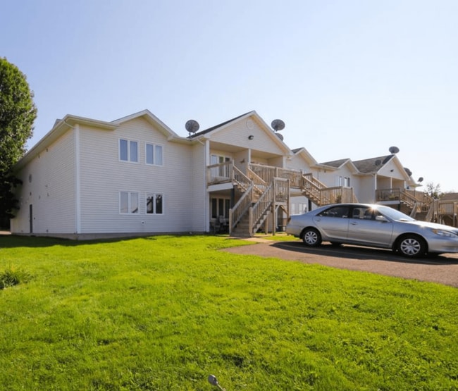 Building Photo - Pheasant Hill Apartments