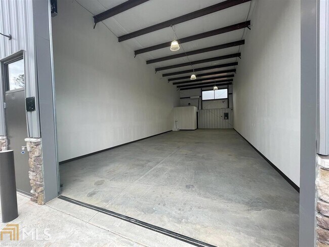 Building Photo - 1040 Park Ct