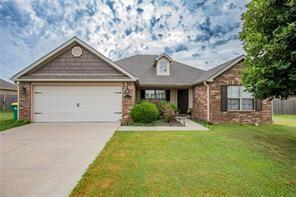 Building Photo - 1250 Lariat Dr