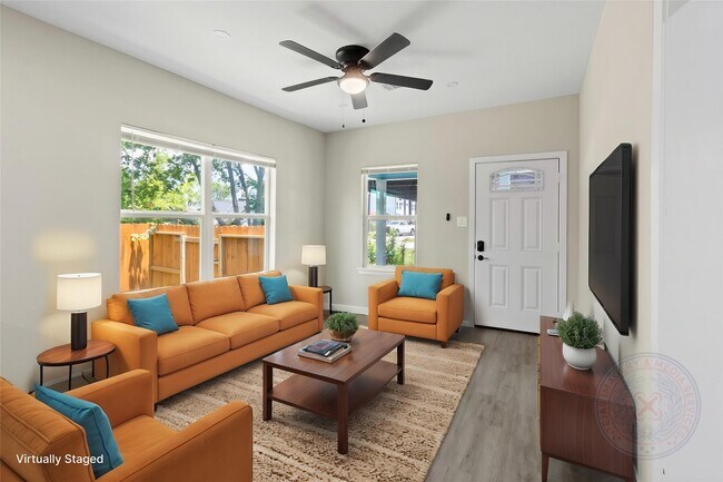 Building Photo - 8402 Bassett St