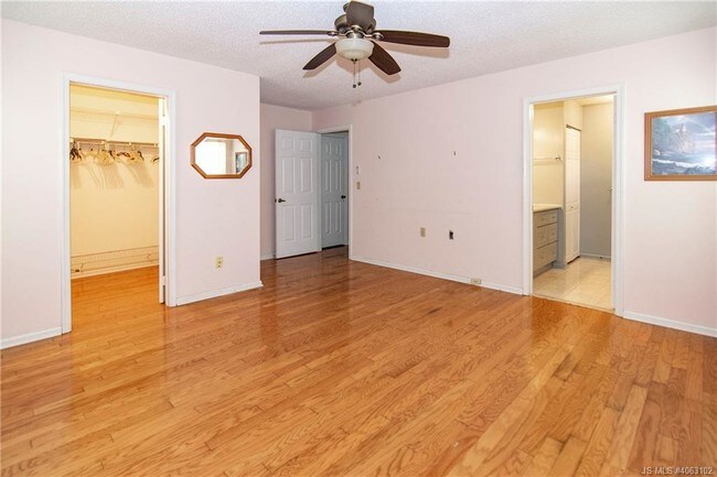 Foto del edificio - 5 Poplar Ct