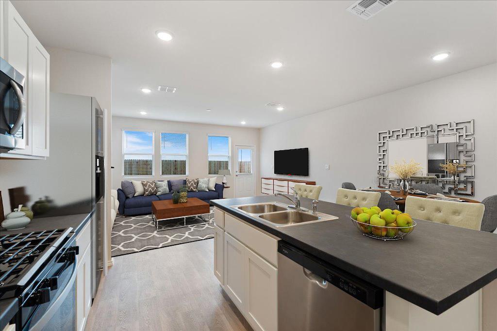 Foto principal - 234 Jackson Dr