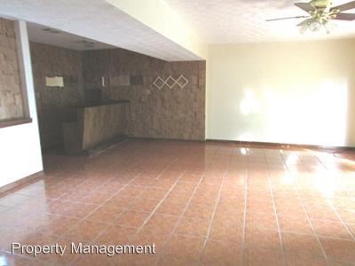 Building Photo - 6821 Fairway Ridge Dr