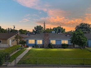 Building Photo - 3417 Reeder Ave