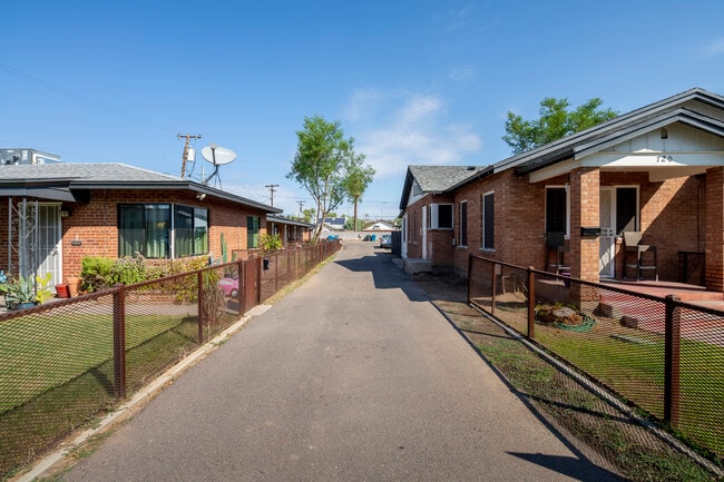 Building Photo - Portland Apartments