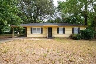 Building Photo - 2245 3rd St NE