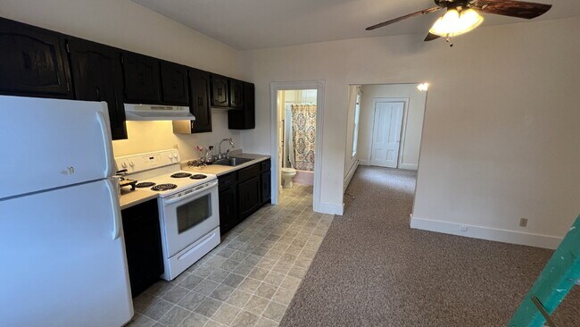 Foto del edificio - 706 Central Ave