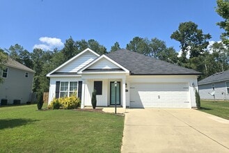 Building Photo - 3304 Alexandria Dr