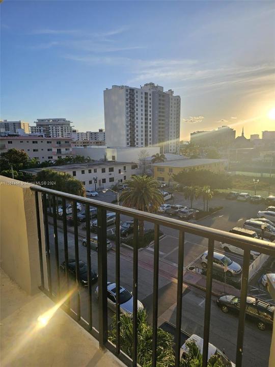 6965 Harding Ave Unit 502, Miami Beach, FL 33141 Condo for Rent in