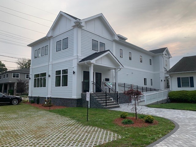 Building Photo - 214 Lackawanna Ave