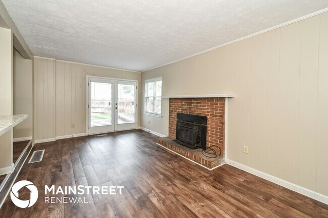 Foto del edificio - 4907 Lunenburg Dr