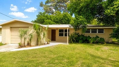 Building Photo - 4080 Redwing Dr