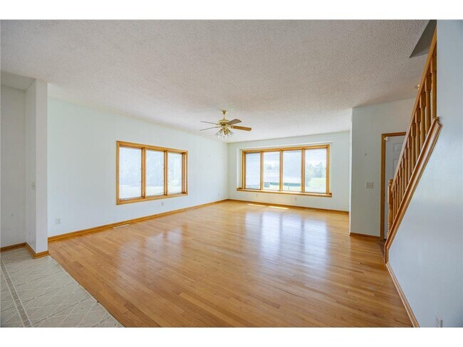 Foto del edificio - 23865 County Rd 10