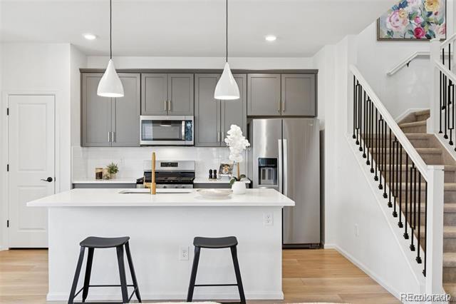 Foto del edificio - 6218 N Nepal Ct