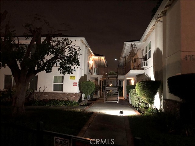 Foto del edificio - 476 E Woodbury Rd