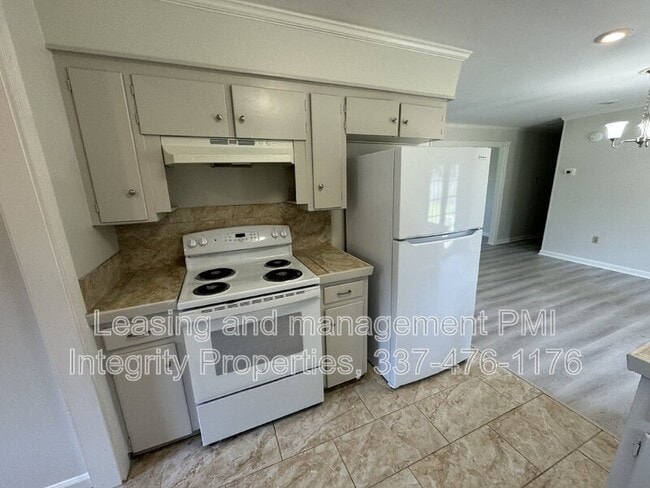 Building Photo - 148 Knollwood Dr