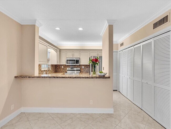 Foto del edificio - 333 SE 20th Ave