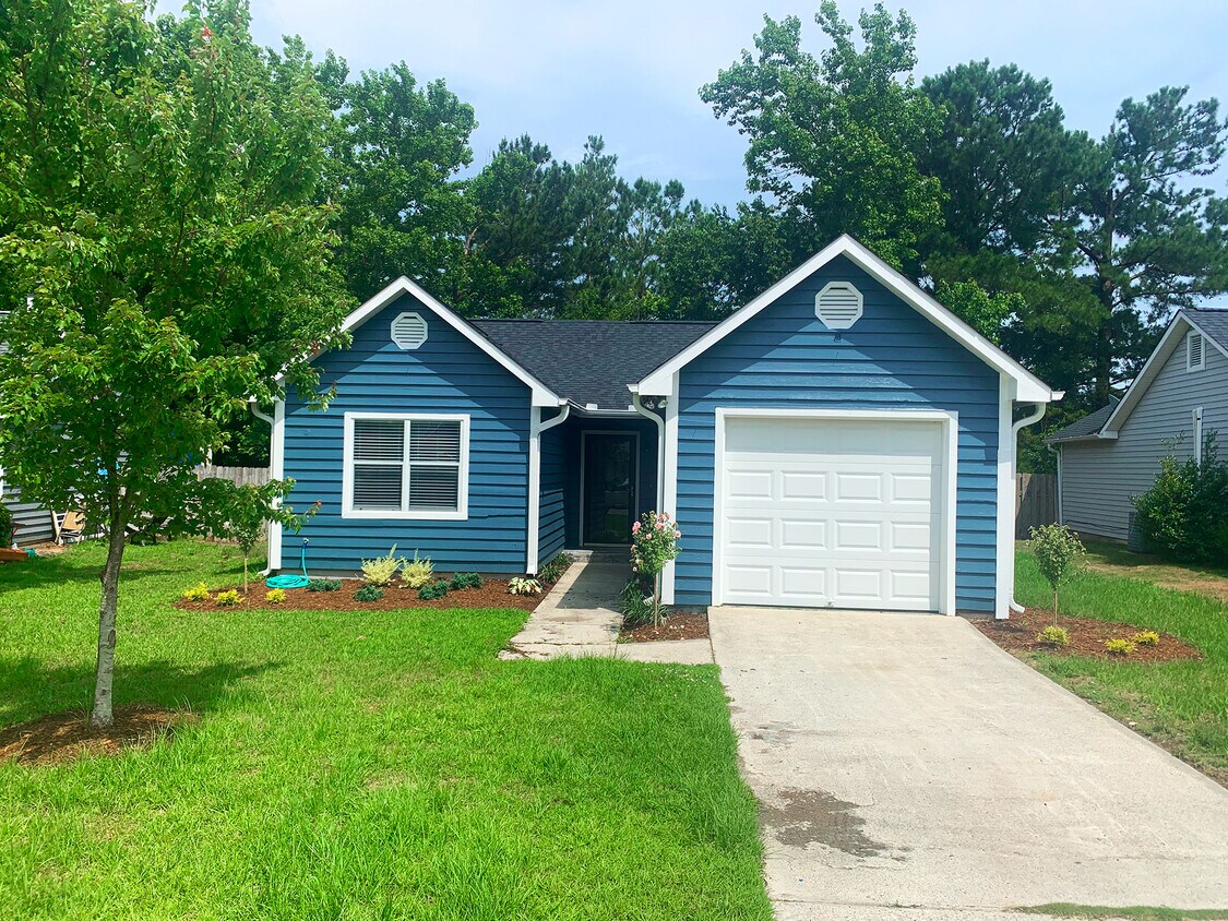 Primary Photo - 3809 Fawn Creek Dr