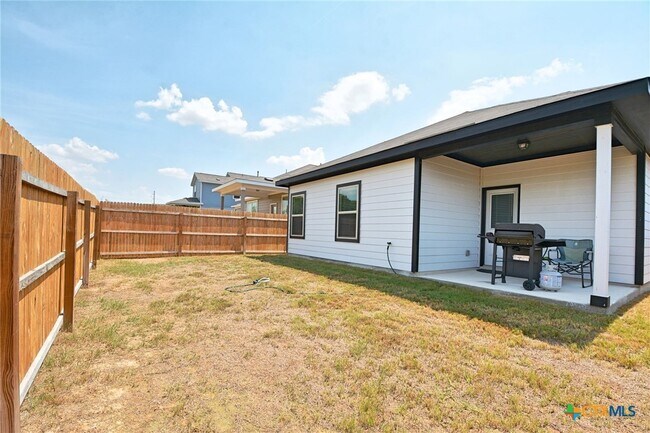 Foto del edificio - 247 Kinsley Wy