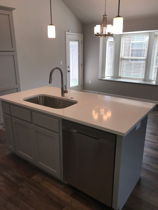 Building Photo - First Month Free!