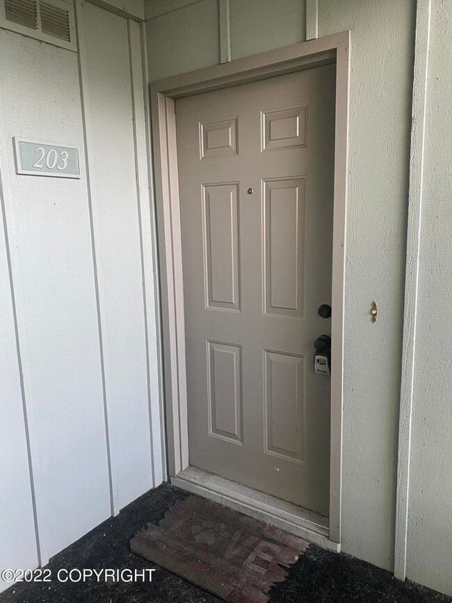 Foto del edificio - Beautifully Updated 2 Bed/1.5 Bath Condo with Garage!