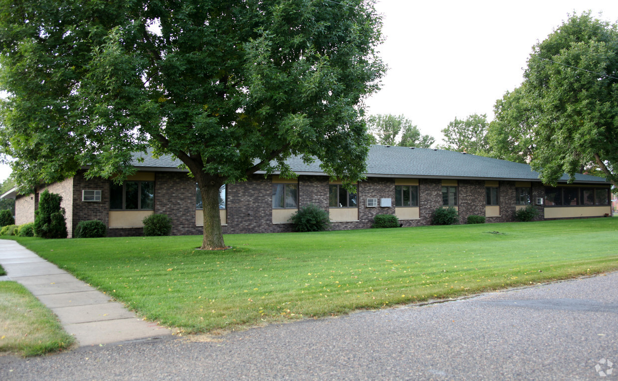 Building Photo - Richhaven Apartments