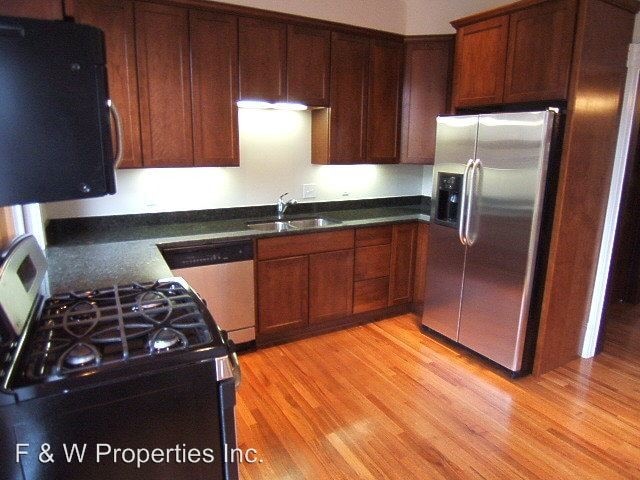 Foto principal - 1055-1057 Neil Ave