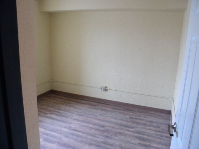 Foto del edificio - 3713 E Ross Pkwy