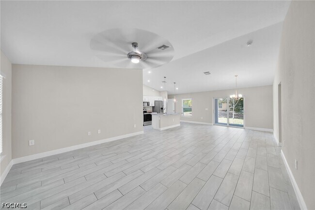 Foto del edificio - 4326 NE 24th Pl