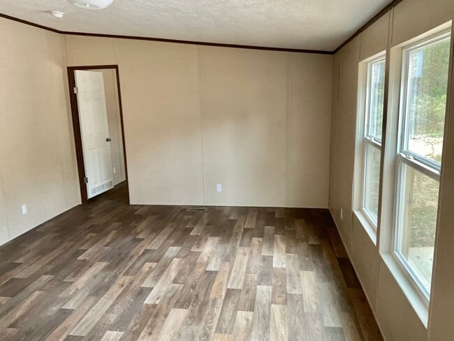 Building Photo - Doublewide Home For Rent in Iron Station N...