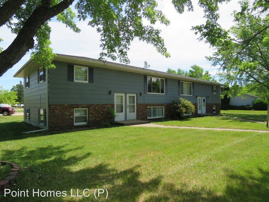 Primary Photo - 4400 Terrace Ln