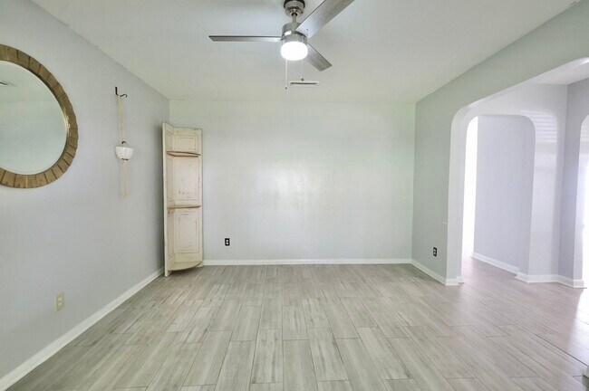 Foto del edificio - 1005 Wilburn St