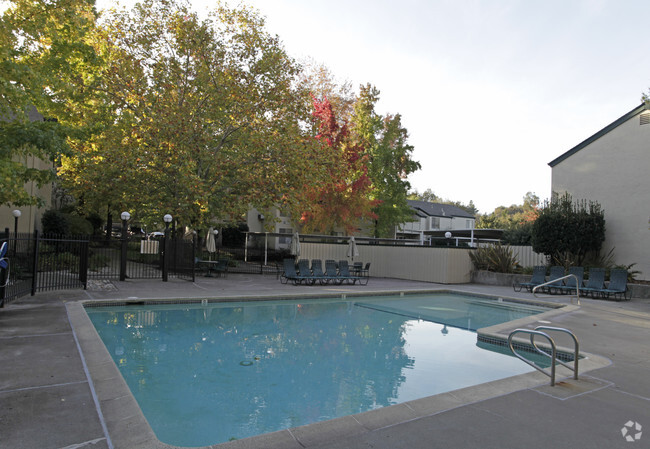 Building Photo - The Grove @ Glen Ellen