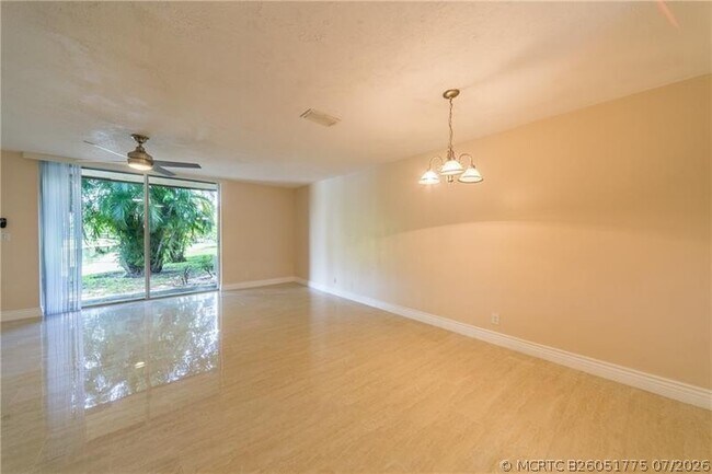 Building Photo - 1343 Hampton Blvd