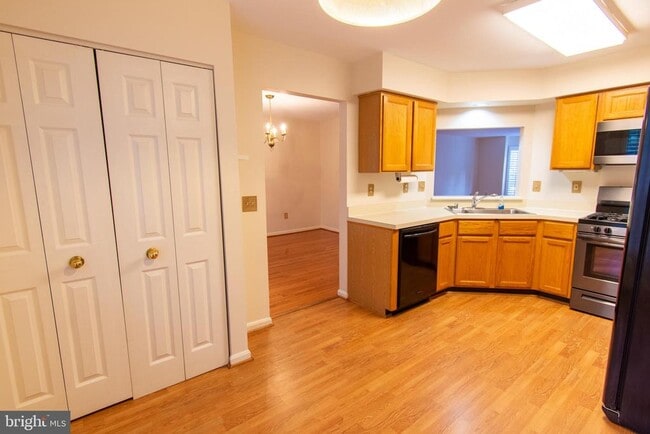 Foto del edificio - 11970 Thurloe Dr