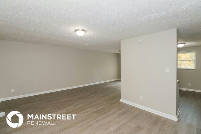 Foto del edificio - 7180 Buck Creek Dr