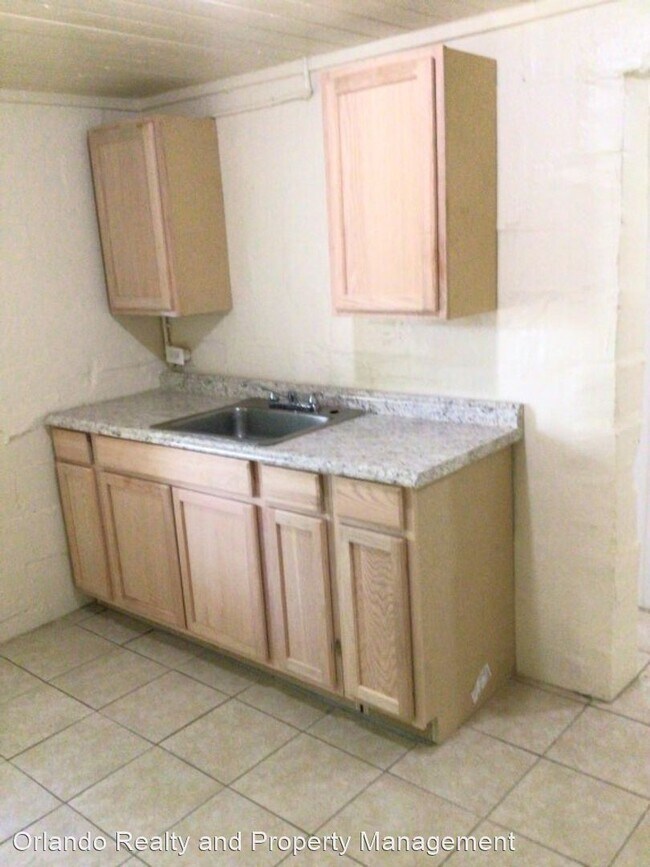 Building Photo - 1 br, 1 bath House - 1235 1/2 W Cypress St.