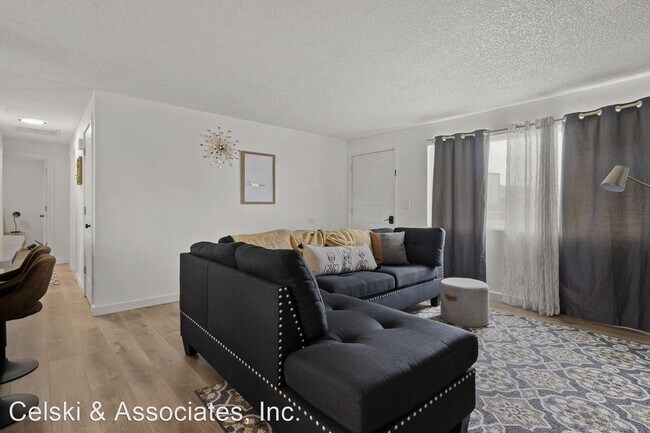 Building Photo - 3 br, 1 bath House - 1122 Horne Rd