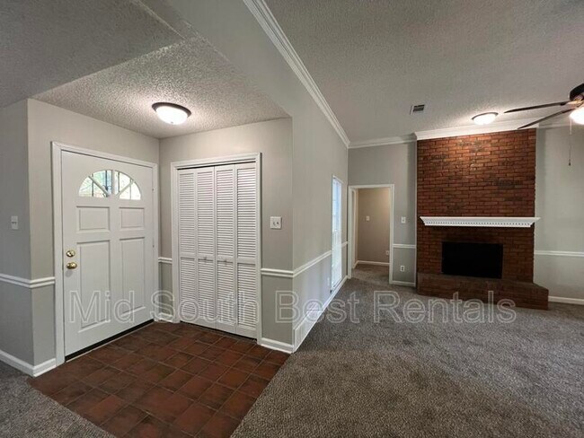 Building Photo - 4034 Country Birch Cove