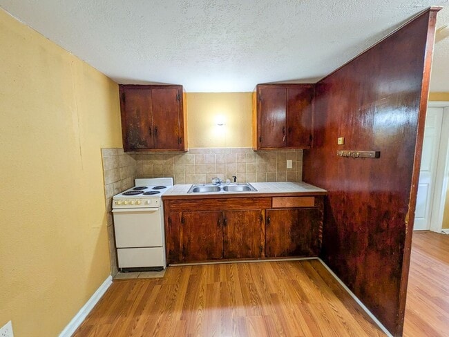 Building Photo - 2619 Second Ave, Groves, TX 77619