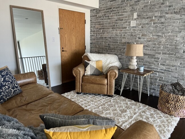 Photo - 111 Grandview Ave Townhome