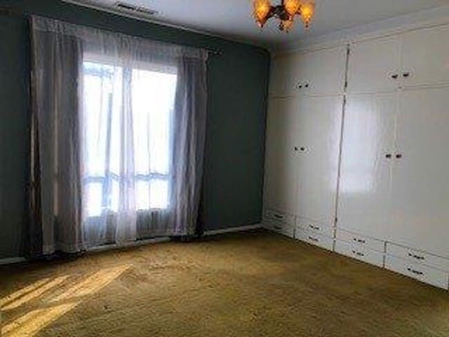 Building Photo - FALK 1