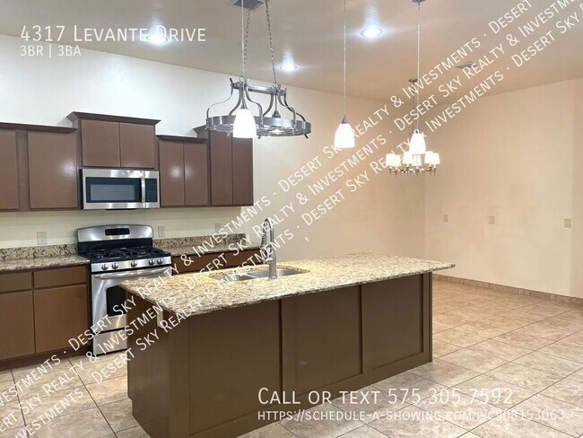 Building Photo - 4317 Levante Dr